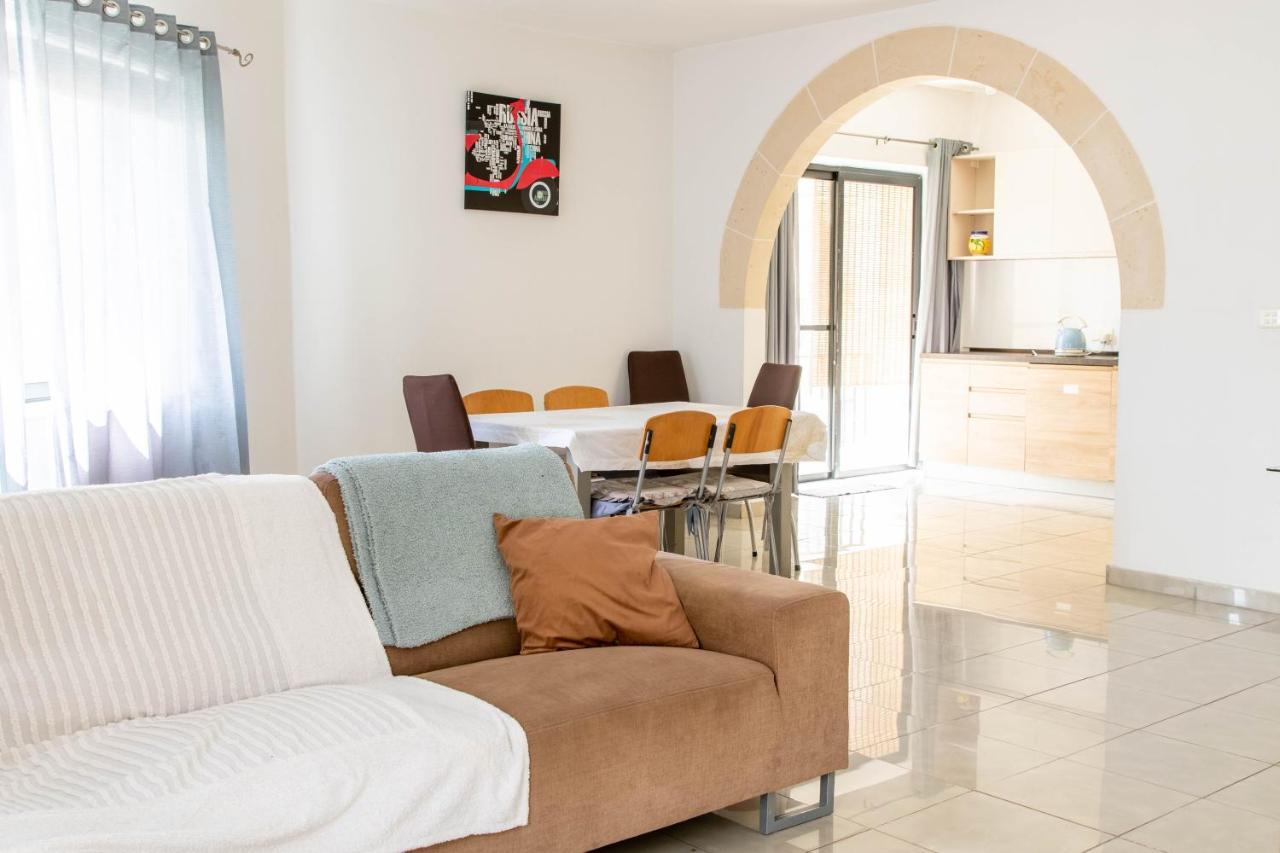 Spacious 3-Bedroom Apartment 30 Seconds From Sea Marsaskala Dış mekan fotoğraf